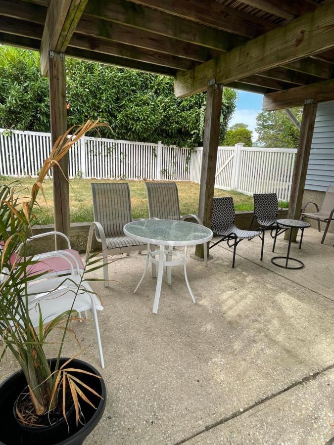 Guest Room Eatontown Esterno foto
